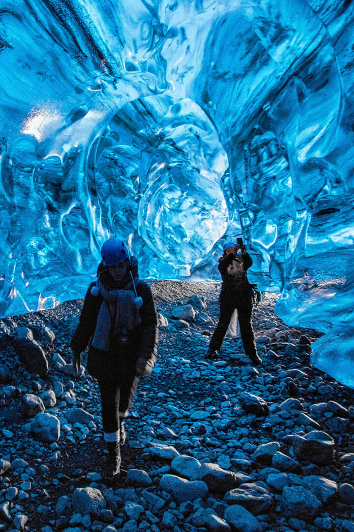 KIRKJ. - VATNAJOKULL - KIRKJ.