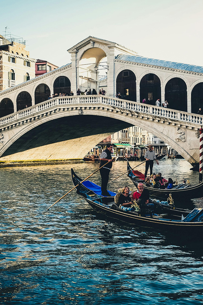 Promenade guidée et représentation à La Fenice