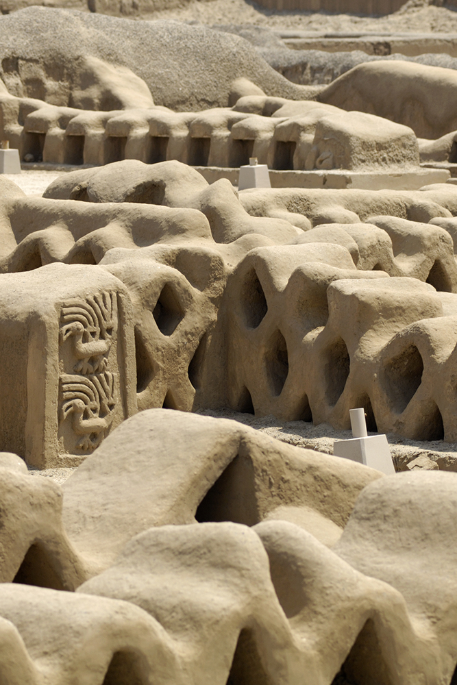 Trujillo : Temples du Soleil, de la Lune et Huanchaco