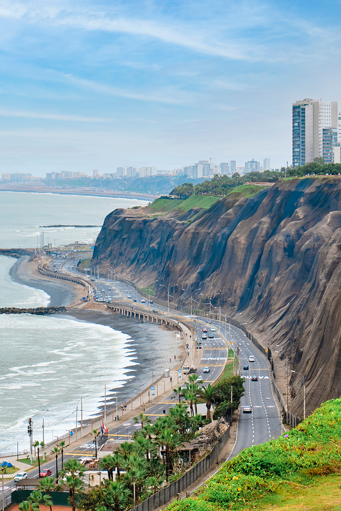 Europe – Lima : Premiers pas andins
