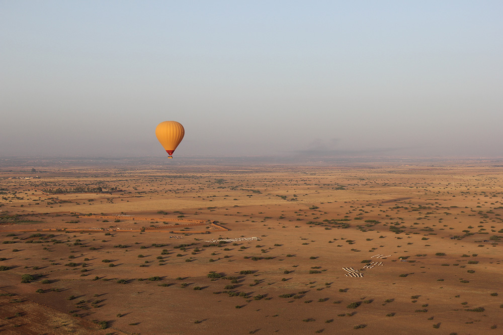 Montgolfière au-dessus du Massai Marra