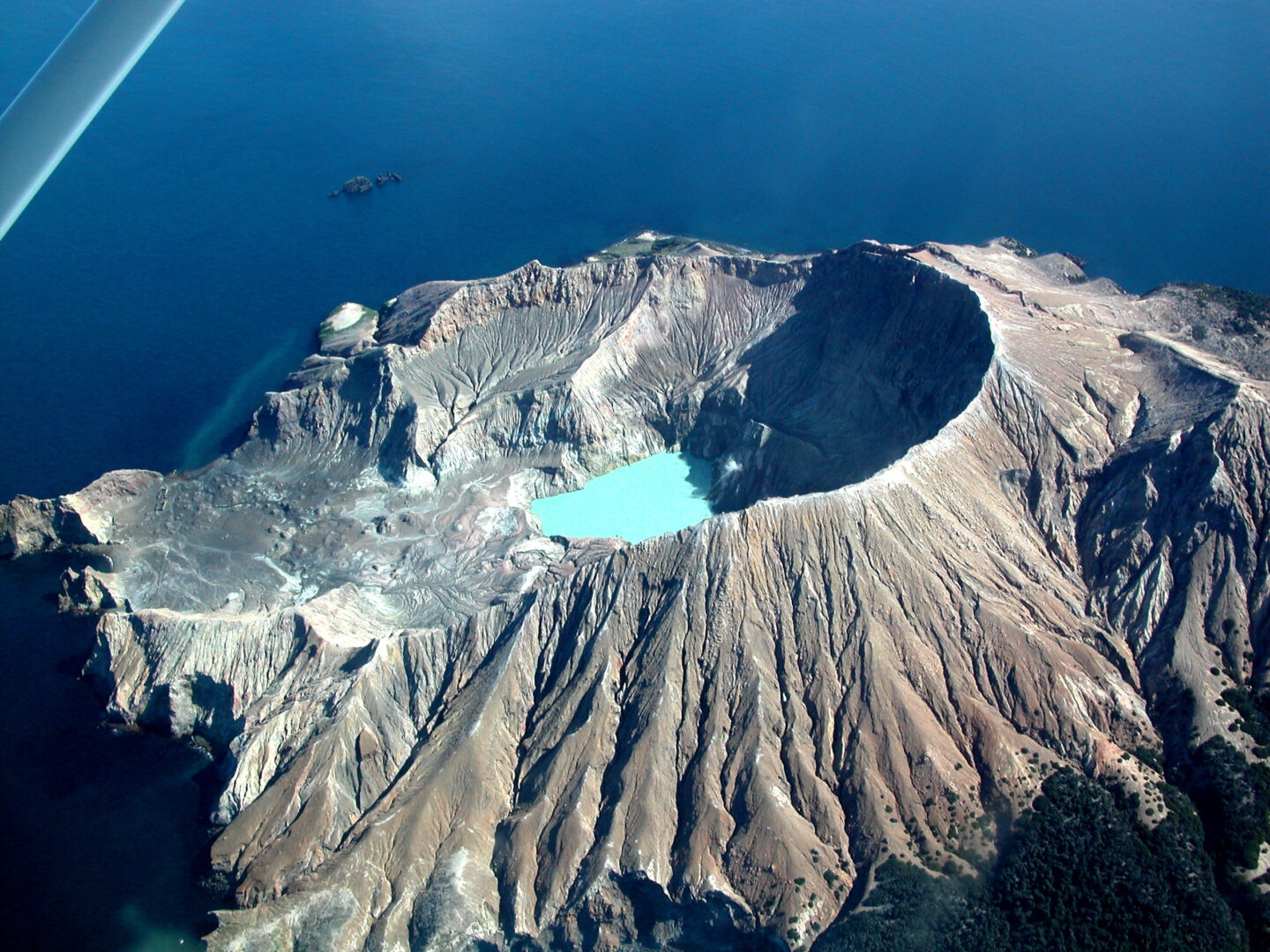 Au dessus du volcan de White Island