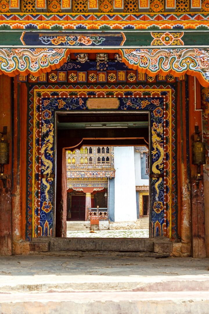 Trongsa - Gangtey : Monastère en altitude