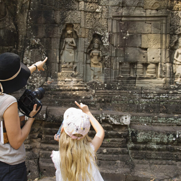 Au-dessus des temples d'Angkor en hélico