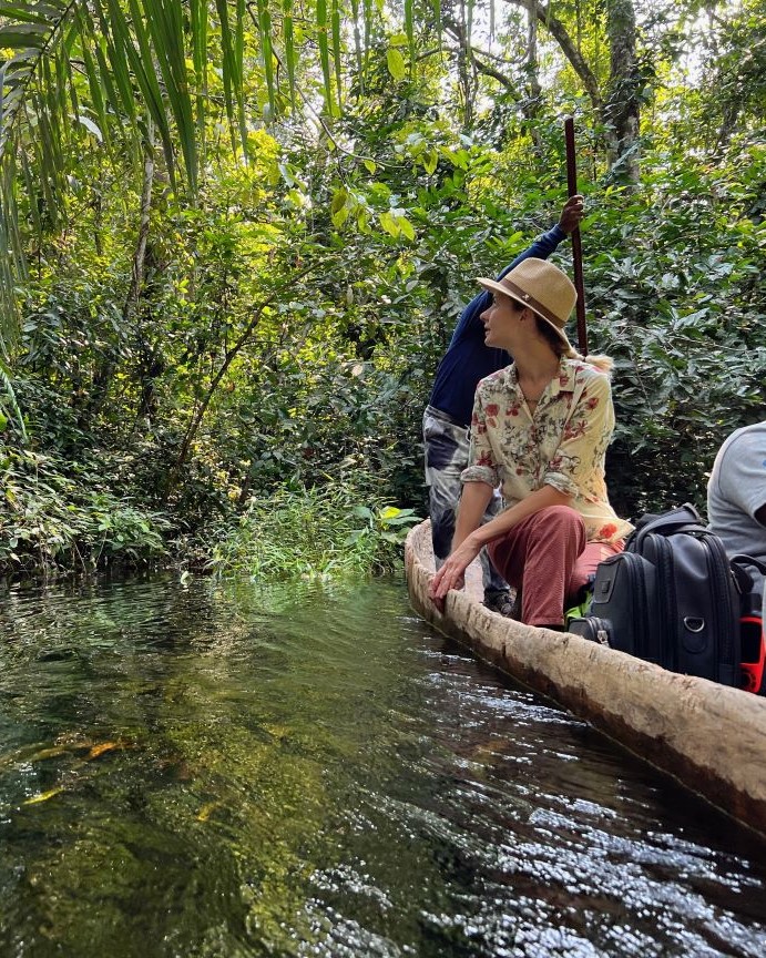 Sortie en pirogue dans la jungle au Congo lors d'une croisière Ducret Expeditions avec VIP Partners